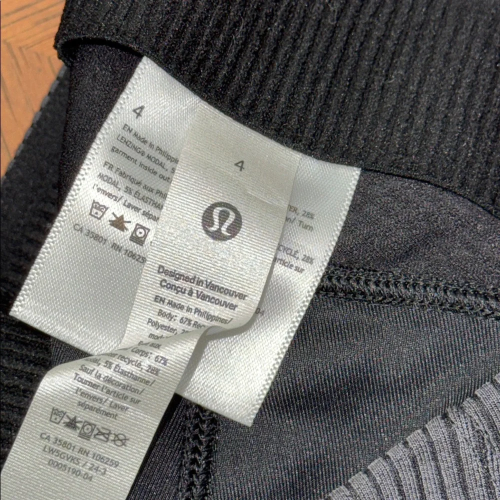 NWT Lululemon Ribbed Softstreme Flared Pant Regular Black LW5GVKS SIZE 4 $128 - Picture 4 of 6